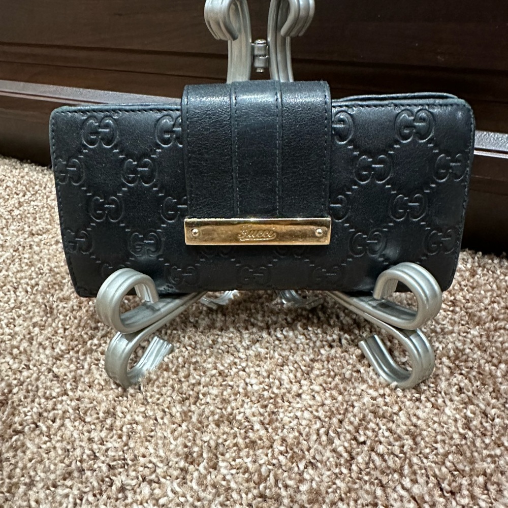 Gucci wallet